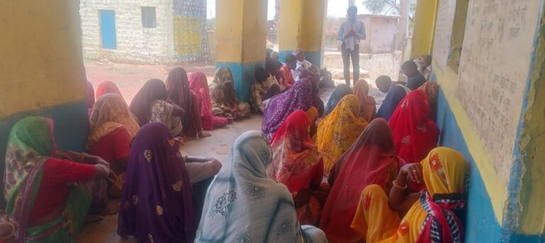 ग्राम स्तरीय वन अधिकार समितियों का गठन करते हुए (10)